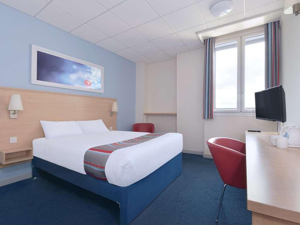Travelodge Дройтвіч Номер фото