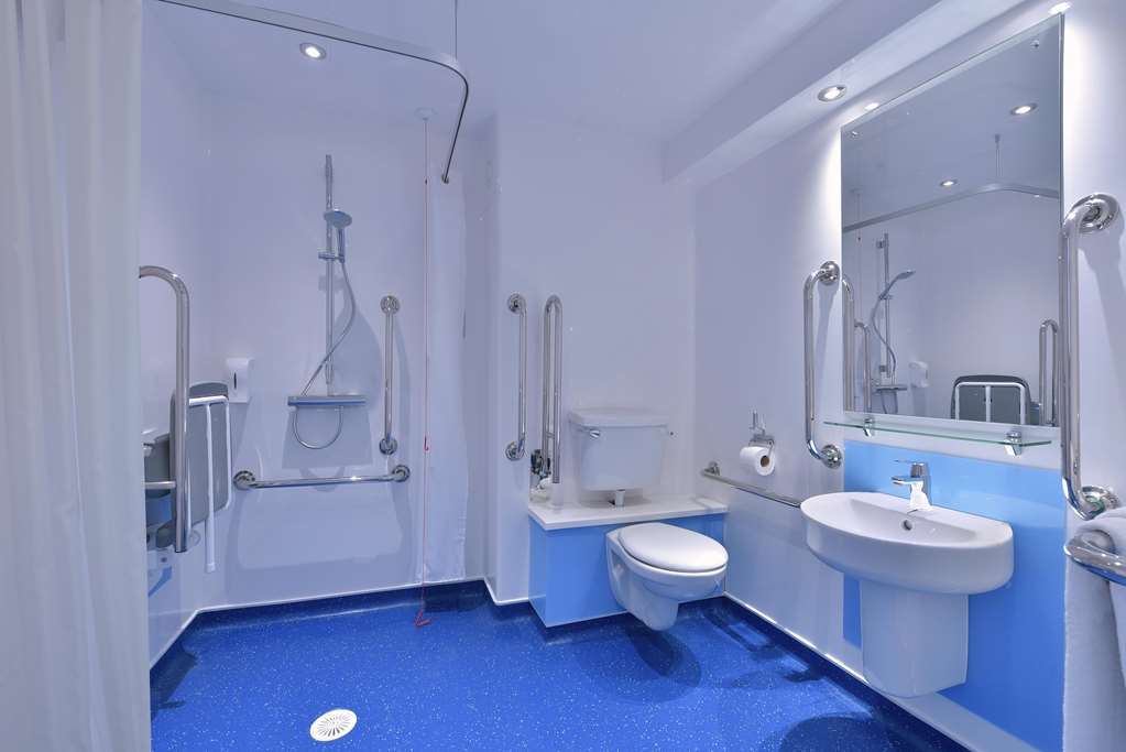 Travelodge Дройтвіч Номер фото